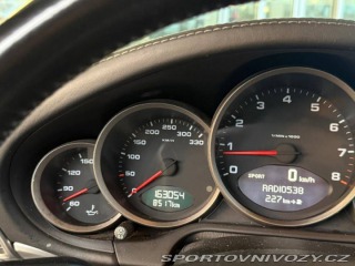 Porsche 911 Carrera S 2004