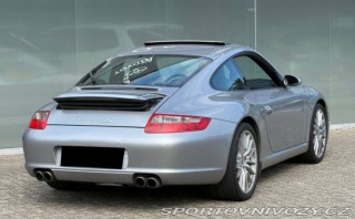 Porsche 911 Carrera S 2004