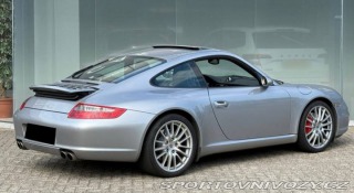 Porsche 911 Carrera S 2004
