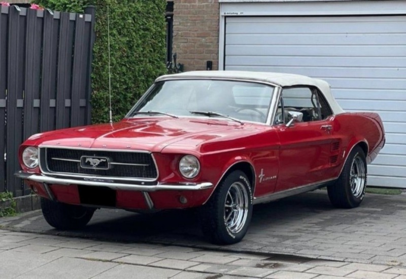 Ford Mustang