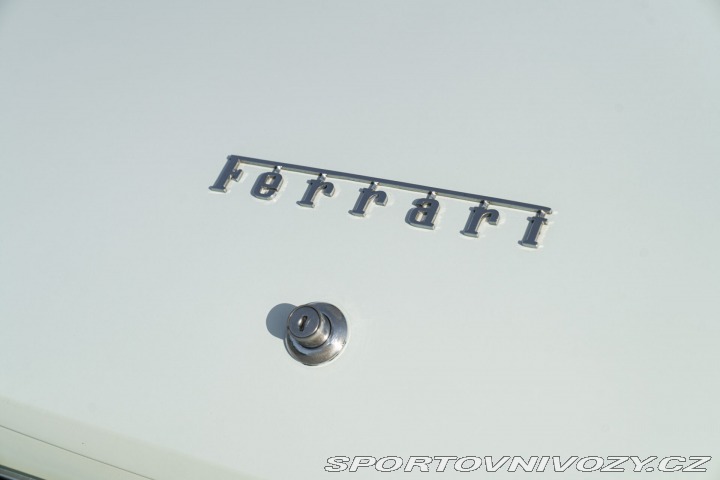 Ferrari 330 GT 2+2 MK I 1964