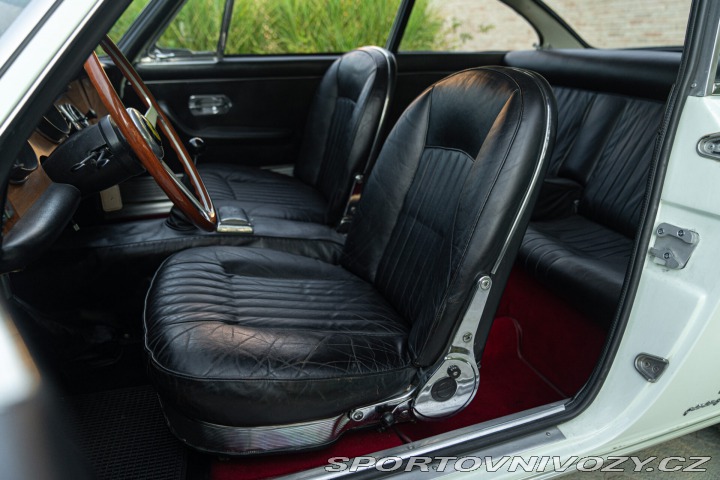 Ferrari 330 GT 2+2 MK I 1964