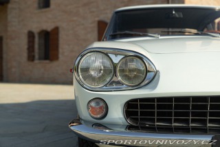 Ferrari 330 GT 2+2 MK I 1964