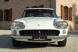 Ferrari 330 GT 2+2 MK I 1964