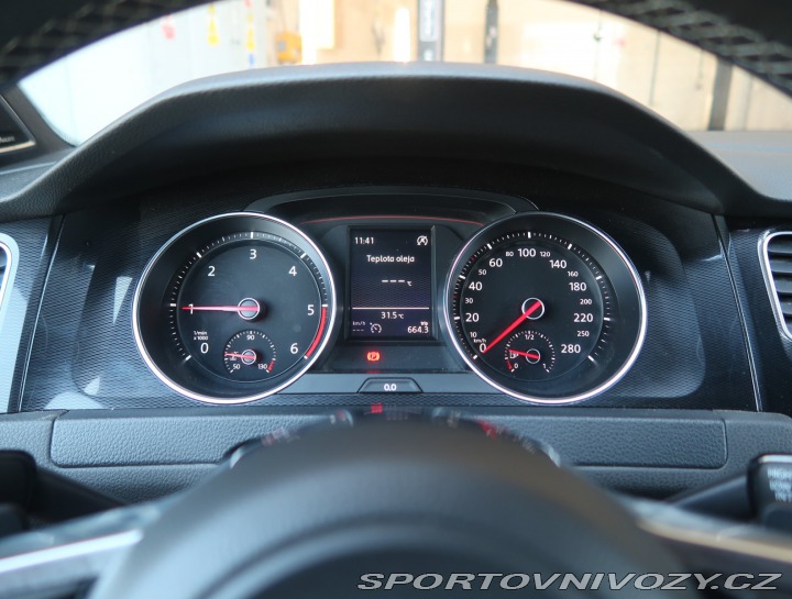 Volkswagen Golf Comfortline 2.0 TDI GTD 2015