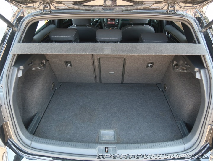 Volkswagen Golf Comfortline 2.0 TDI GTD 2015