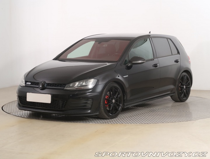 Volkswagen Golf Comfortline 2.0 TDI GTD 2015