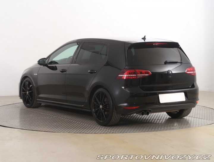Volkswagen Golf Comfortline 2.0 TDI GTD 2015