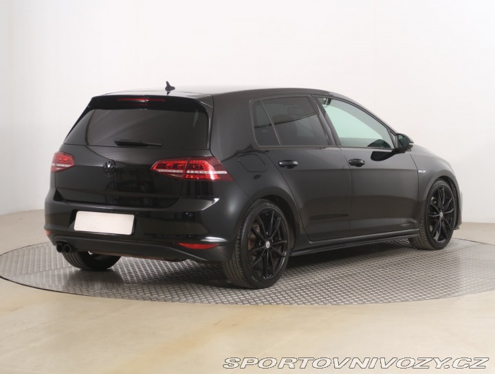 Volkswagen Golf Comfortline 2.0 TDI GTD 2015