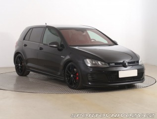 Volkswagen Golf Comfortline 2.0 TDI GTD 2015