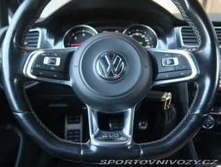 Volkswagen Golf Comfortline 2.0 TDI GTD 2015