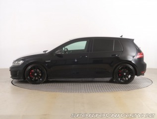 Volkswagen Golf Comfortline 2.0 TDI GTD 2015