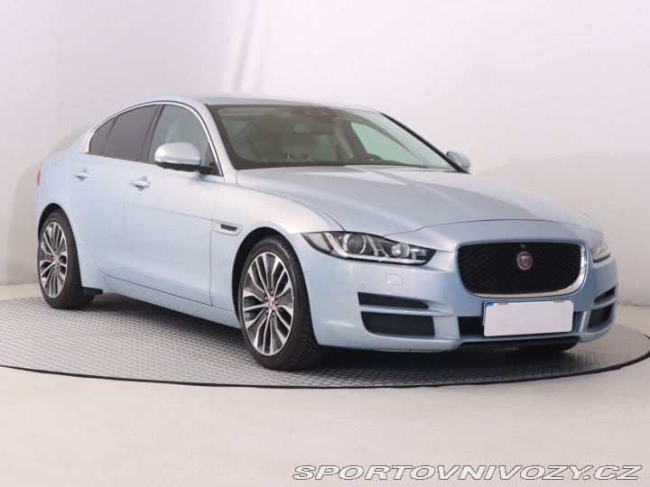 Jaguar XE E-Performance 2015