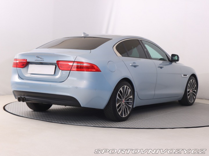Jaguar XE E-Performance 2015