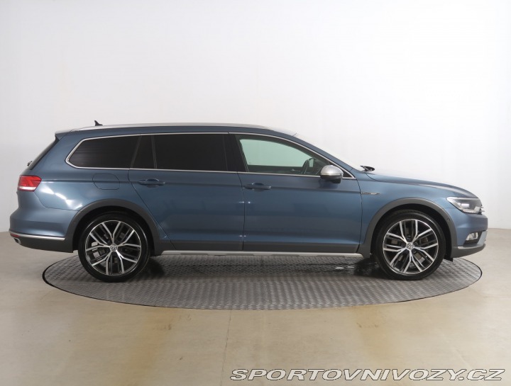 Volkswagen Ostatní modely Passat Alltrack 2.0 BiTDI 2016