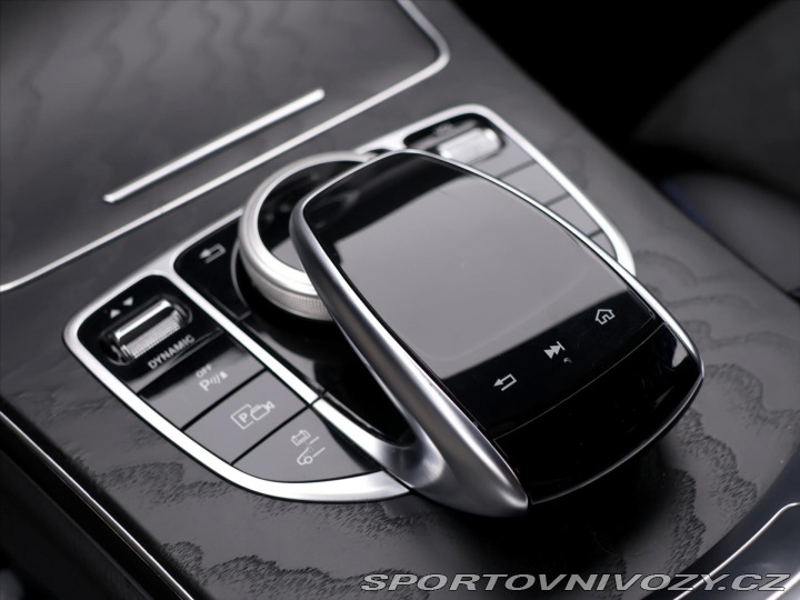 Mercedes-Benz C 2,0 300de 143kW AMG Night 2021