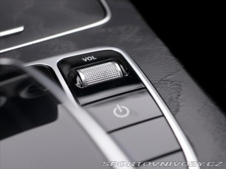 Mercedes-Benz C 2,0 300de 143kW AMG Night 2021