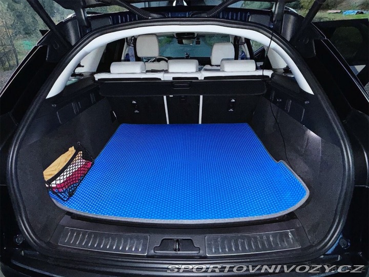 Ostatní značky Ostatní modely Land Rover Range Rover Velar 2,0 2021