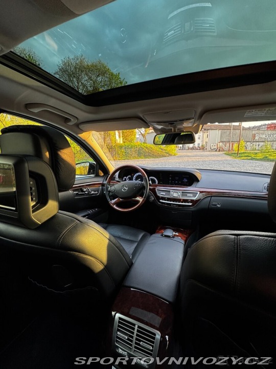 Mercedes-Benz S S 350L 4MATIC 1800