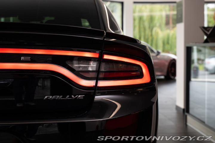 Dodge Charger 2017