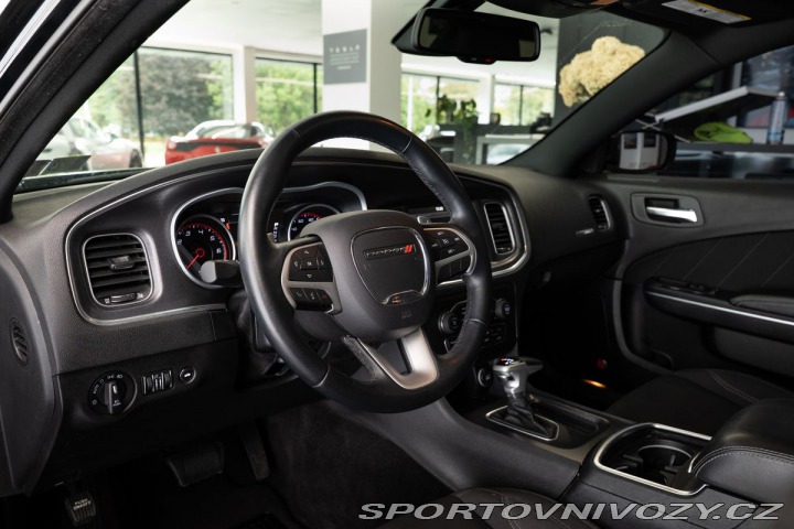 Dodge Charger 2017
