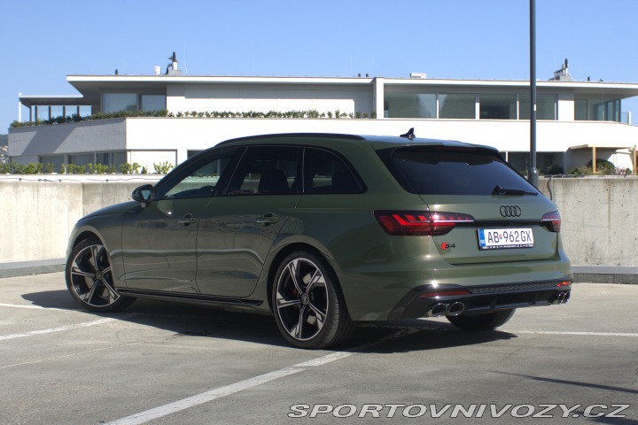 Audi S4 Avant Quattro 2023