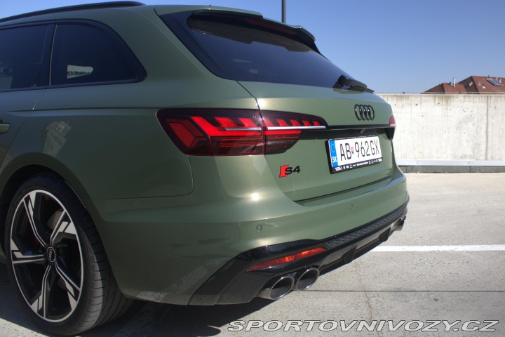 Audi S4 Avant Quattro 2023