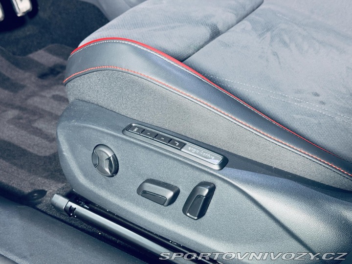 Volkswagen ID.7 GTX GTX*4M*ZÁRUKA*TAŽNÉ*HEADU 2025