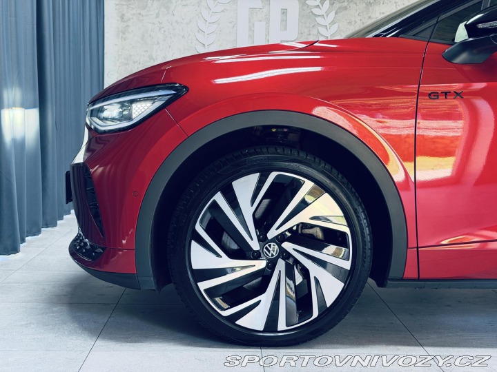Volkswagen ID.4 GTX GTX*4M*TAŽNÉ*360*ZÁRUKA*P 2025