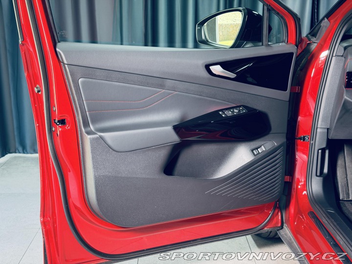 Volkswagen ID.4 GTX GTX*4M*TAŽNÉ*360*ZÁRUKA*P 2025