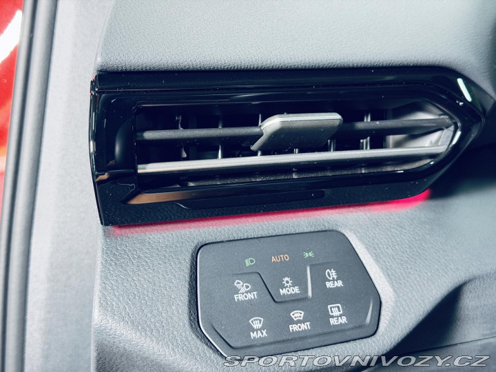 Volkswagen ID.4 GTX GTX*4M*TAŽNÉ*360*ZÁRUKA*P 2025