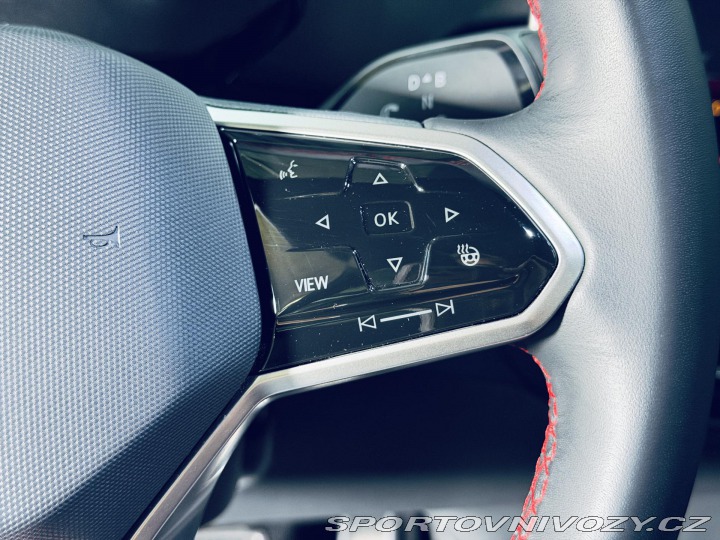 Volkswagen ID.4 GTX GTX*4M*TAŽNÉ*360*ZÁRUKA*P 2025