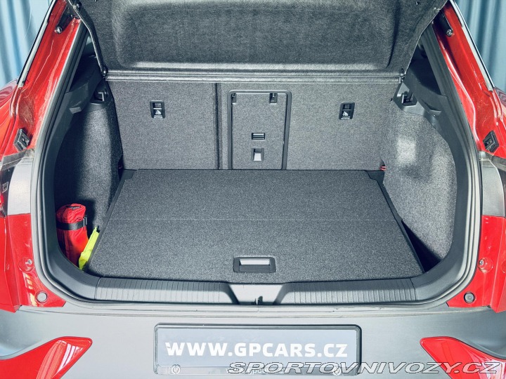 Volkswagen ID.4 GTX GTX*4M*TAŽNÉ*360*ZÁRUKA*P 2025