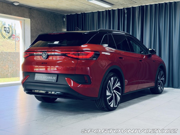 Volkswagen ID.4 GTX GTX*4M*TAŽNÉ*360*ZÁRUKA*P 2025