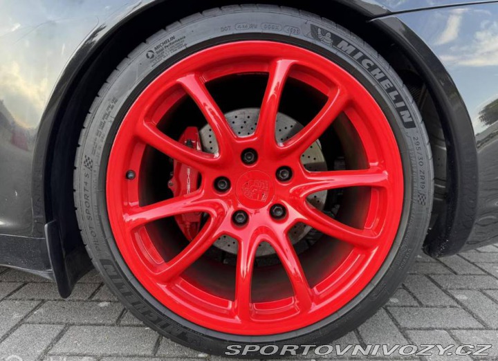 Porsche 911 Carrera S 2005