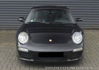 Porsche 911 Carrera 2 2005