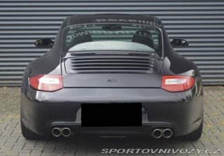 Porsche 911 Carrera 2 2005