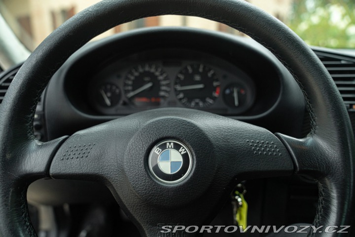 BMW 3 318 IS RACING 1994