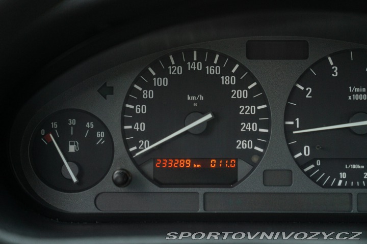 BMW 3 318 IS RACING 1994