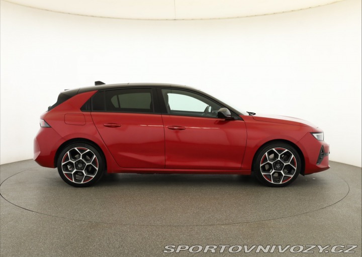 Opel Astra GS-Line Plug-in-Hybrid 1. 2022