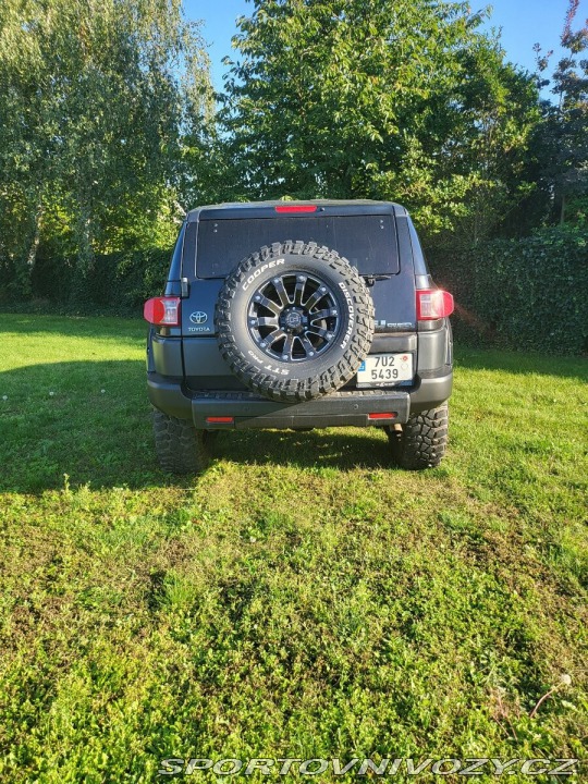 Toyota Ostatní modely FJ 4,0 Cruiser 2008