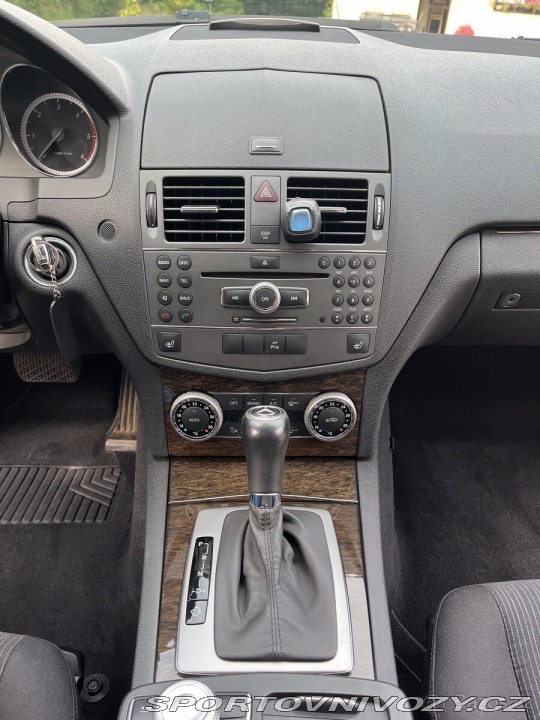 Mercedes-Benz C C350 CDI V6 17Okw r.v.201 2010