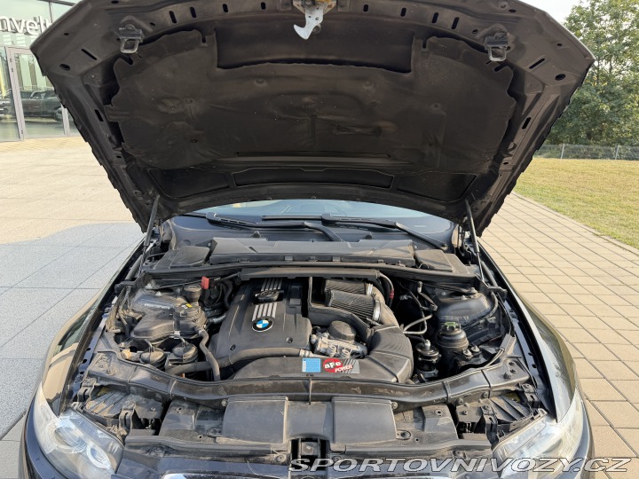 BMW 3 E93 335i 2008