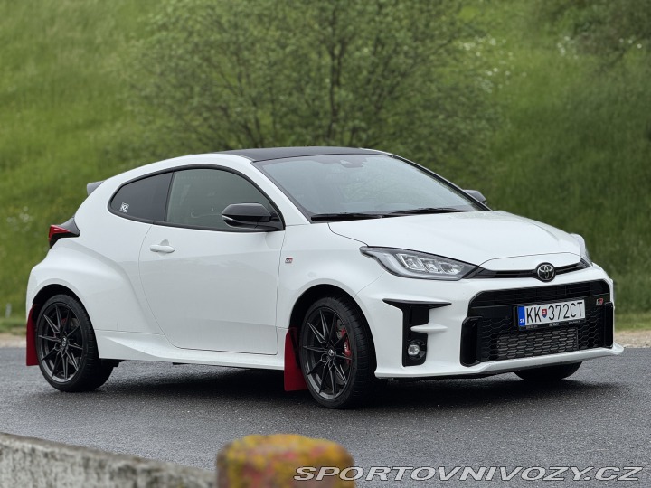 Toyota Yaris GR Dynamic + Sport 1.6 Tu 2022