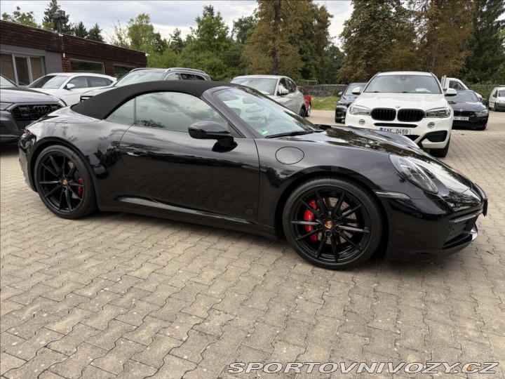 Porsche 911 992 Carrera S Sport chron 2019