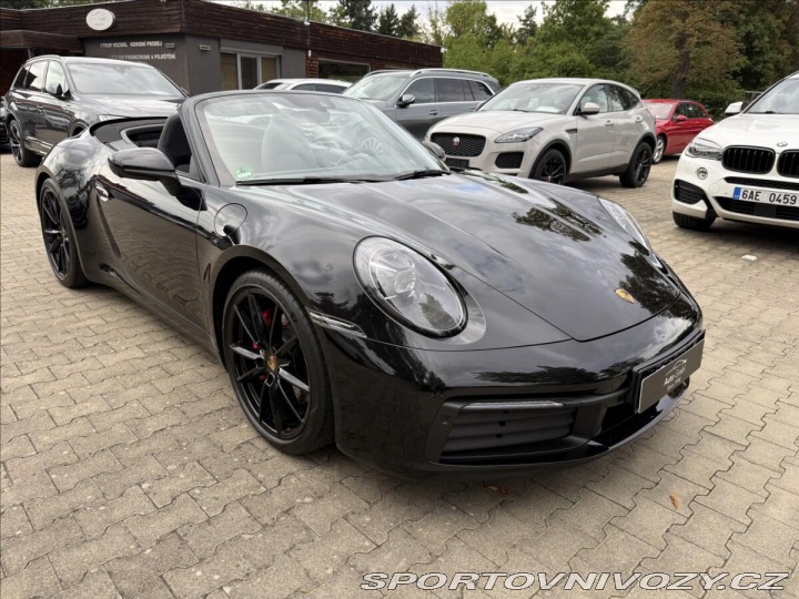 Porsche 911 992 Carrera S Sport chron 2019
