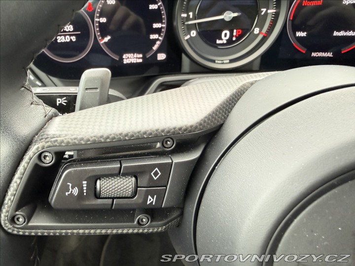 Porsche 911 992 Carrera S Sport chron 2019