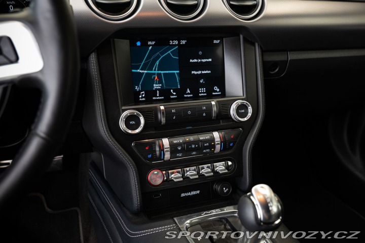 Ford Mustang 5.0 V8 GT Fastback 1.maji 2018