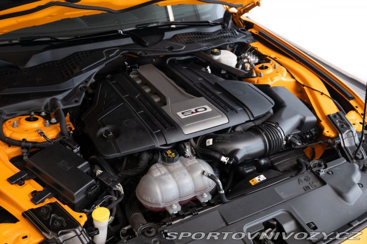 Ford Mustang 5.0 V8 GT Fastback 1.maji 2018