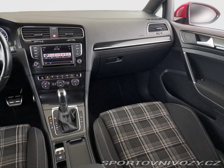 Volkswagen Golf 2.0 TDI GTD 2016